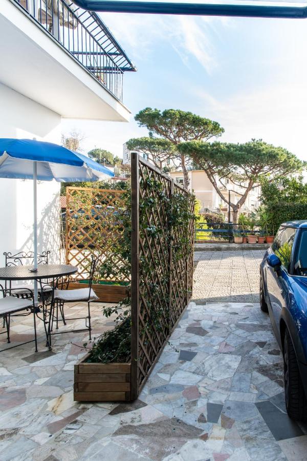 La Casetta Di Posillipo Napoli Bagian luar foto